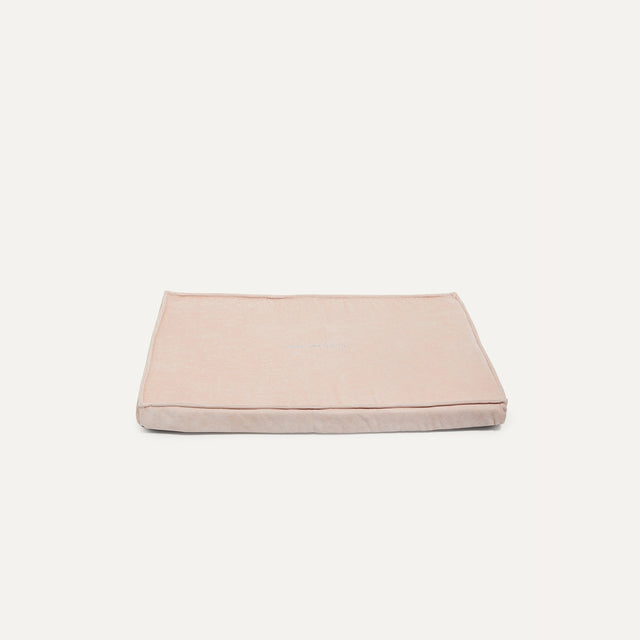 Max Bone Unwind Crate Mat for Cats and Dogs