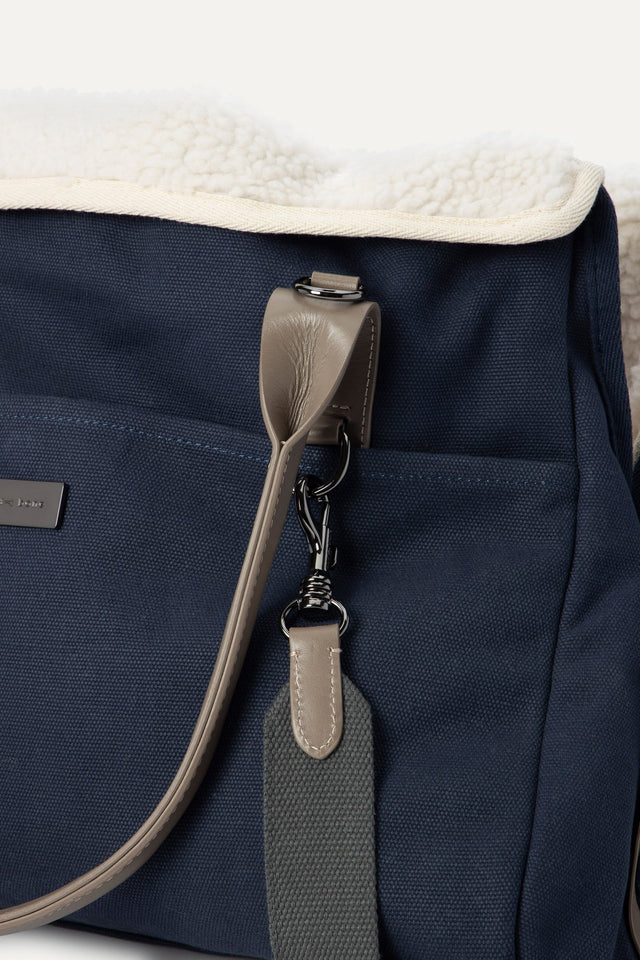 Max Bone City Carrier Bag