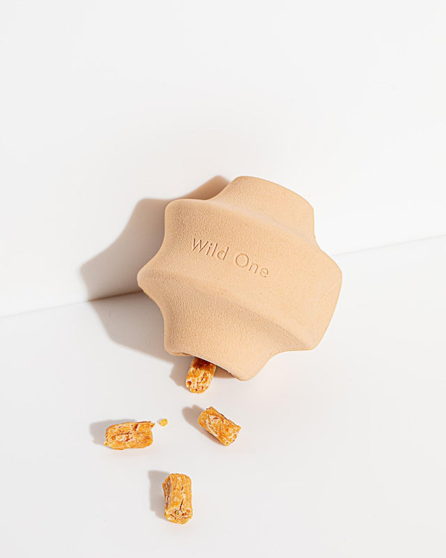 Wild One Dog Toy Twist Toss - Tan