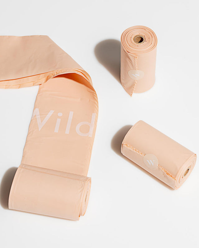 Wild One Poop Bag Carrier 2.0 - Strawberry